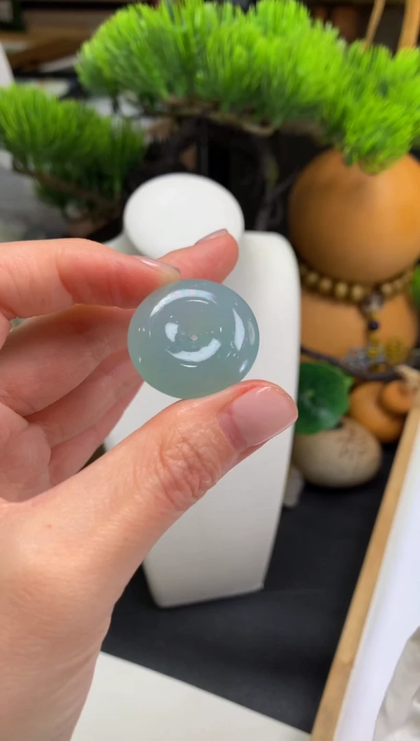 定制翡翠未镶嵌轻*?---91206