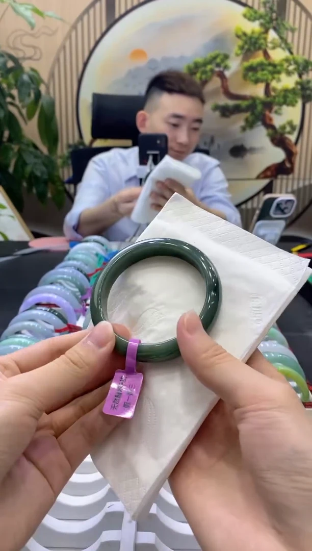 翡翠手镯未镶嵌00000005450