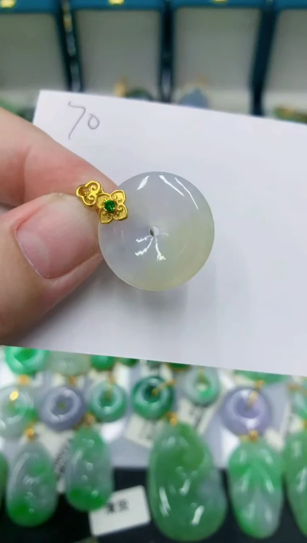 翡翠未镶嵌颈饰1111111