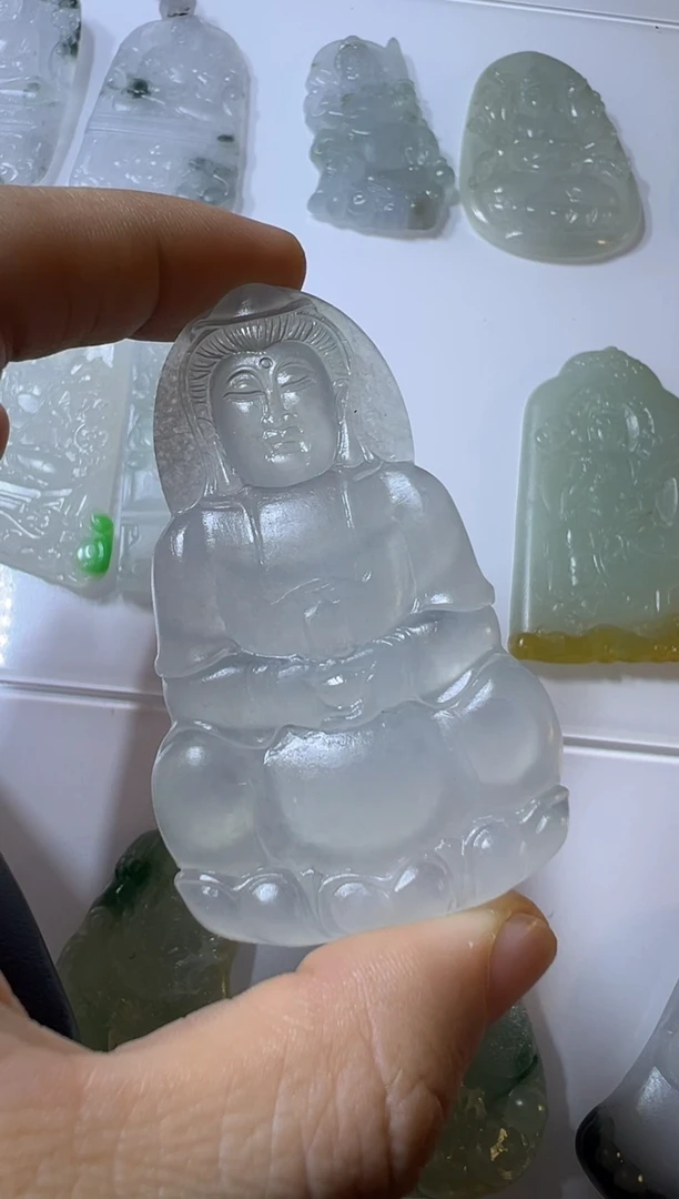 未镶嵌定制翡翠观音