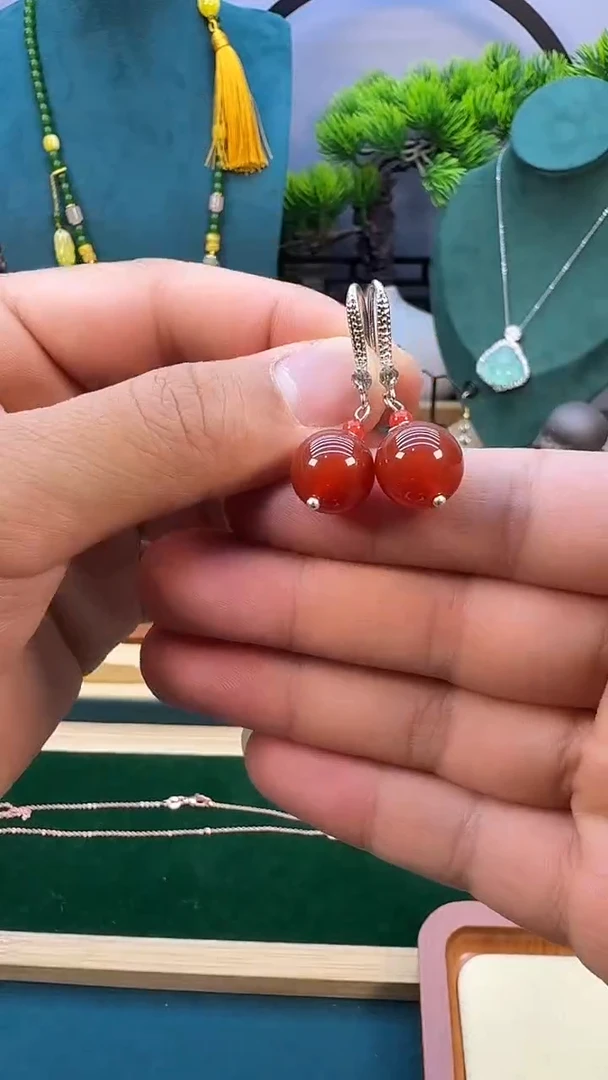 南红玛瑙银S925镶嵌耳饰E364