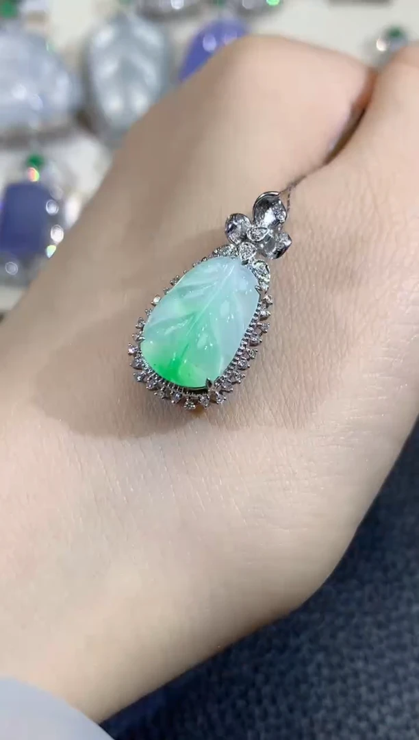 吊坠(不含链)18K金镶嵌翡翠C6翡翠