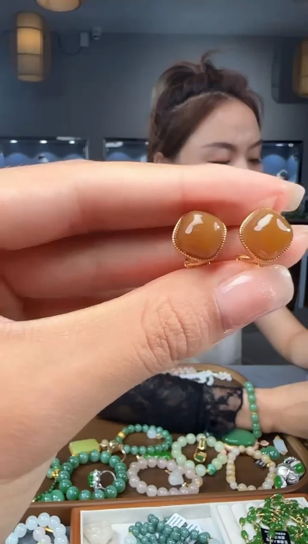 和田玉银S925镶嵌耳饰1