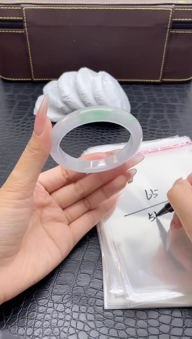 65手镯所见即所得拍啥发啥