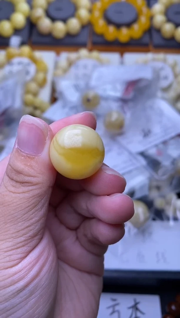 裸石琥珀未镶嵌大小姐珠宝严选85