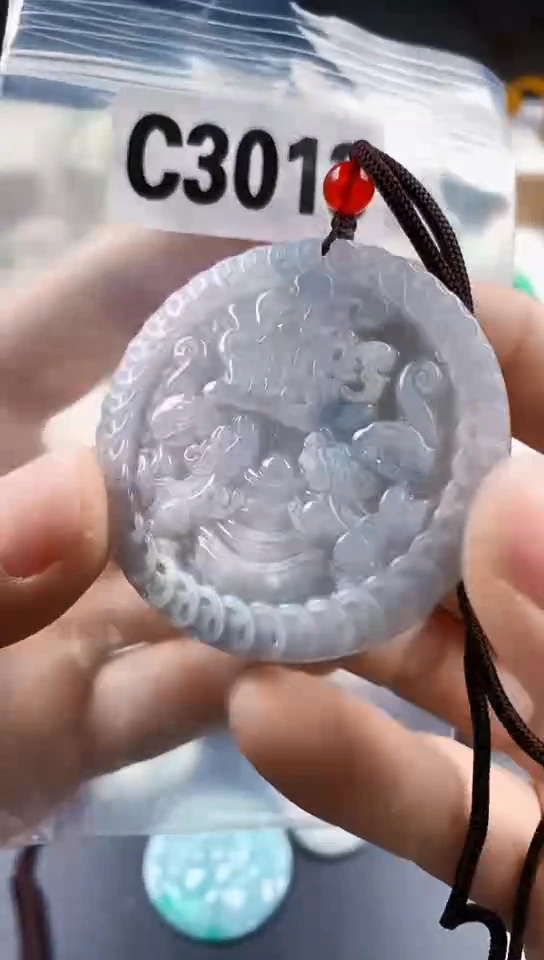 颈饰未镶嵌翡翠天然翡翠吊坠挂件