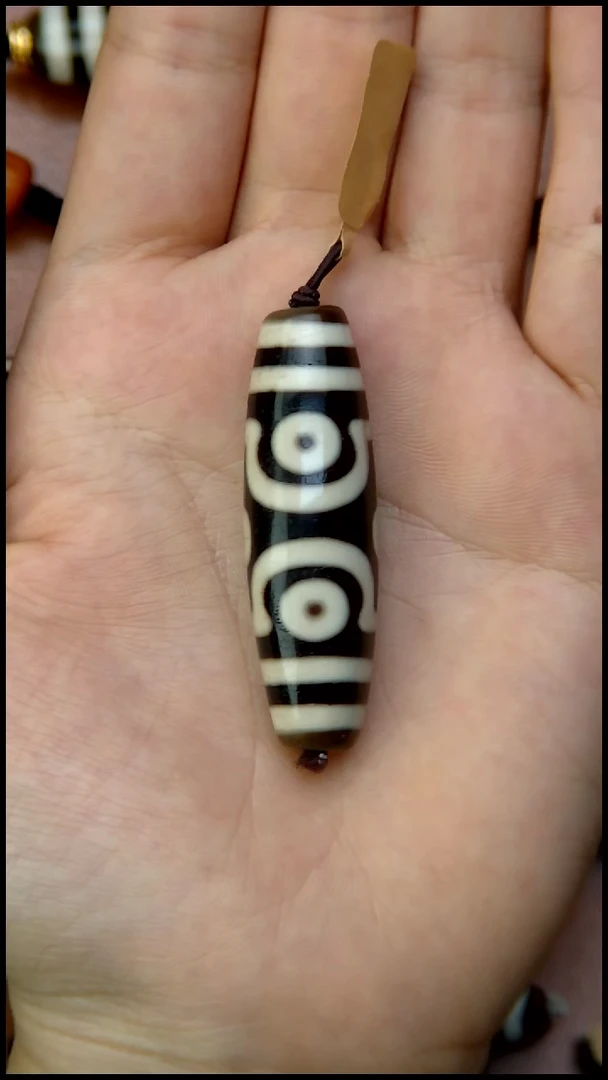 未镶嵌颈饰玛瑙/玉髓小*六眼