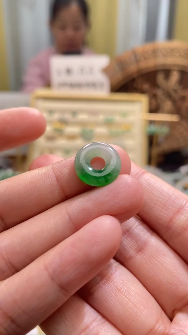 颈饰未镶嵌翡翠甜甜圈