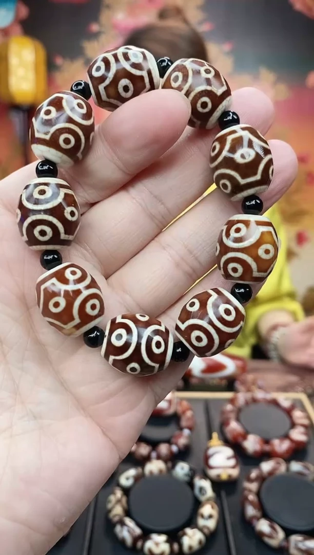 玛瑙/玉髓手串未镶嵌玛瑙九眼手串