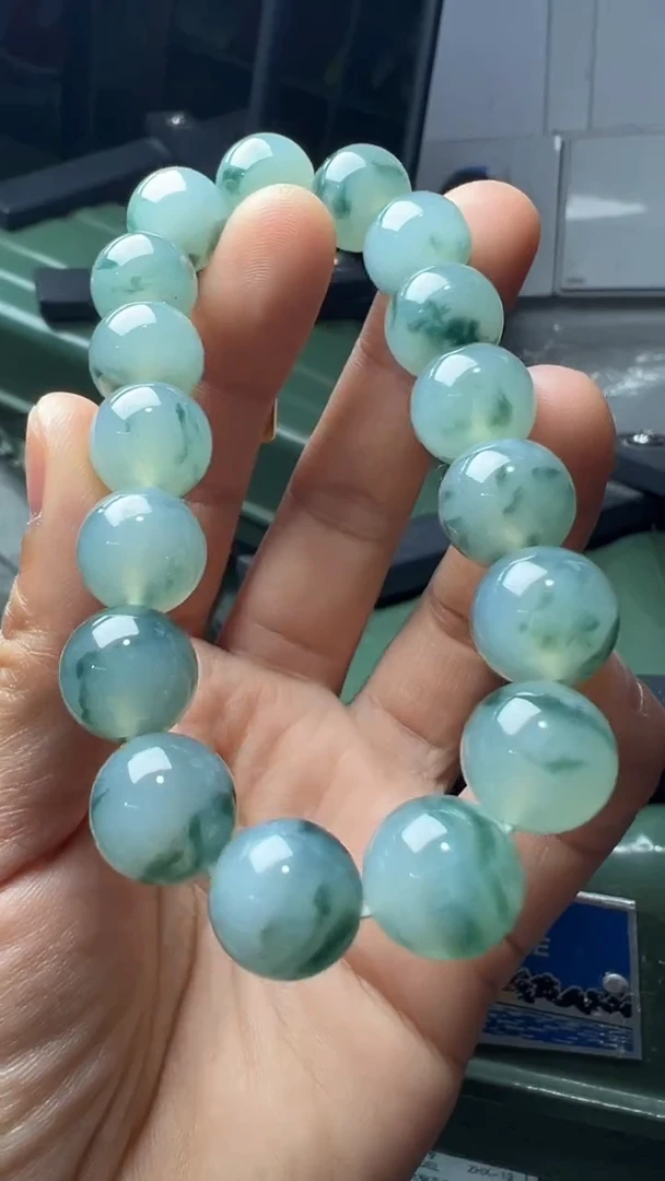 未镶嵌手串翡翠缅甸翡翠A货卡12.4左右