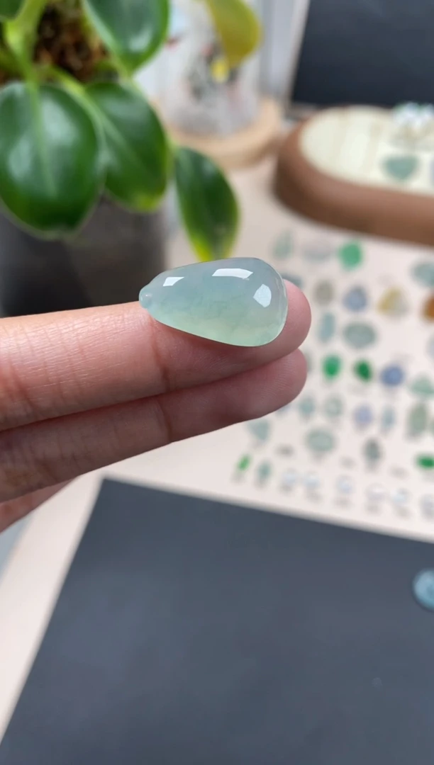 【闪购商品】翡翠颈饰未镶嵌翡翠冰胶裸石