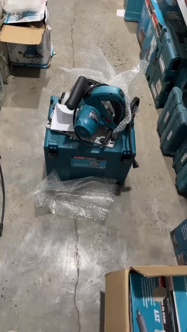 牧田SP6000J电圆锯（165MM 1300W) 硬盒