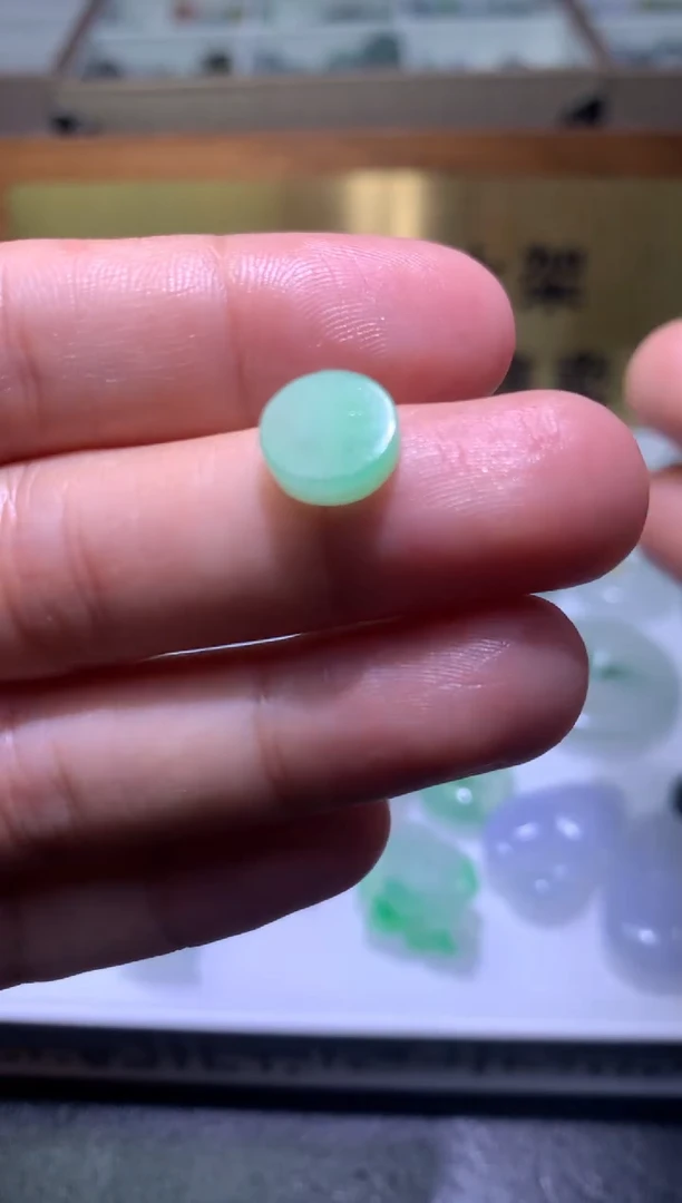 【闪购商品】定制翡翠未镶嵌毛货
