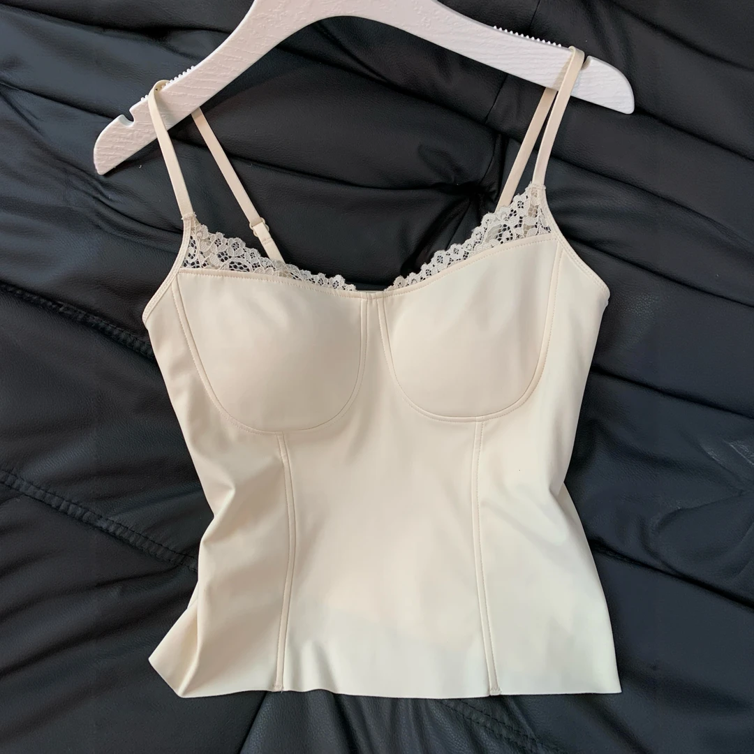 法式蕾丝保暖吊带背心女2025新款冬季内搭外穿带胸垫显瘦一体上衣