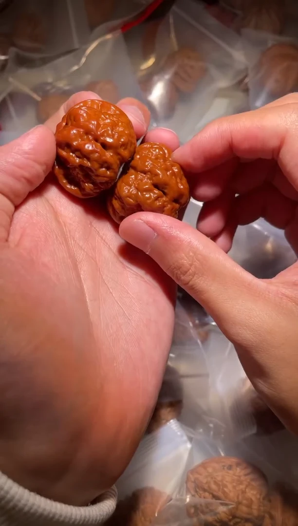 把件文玩核桃嚯****嚯文玩核桃蛤蟆头