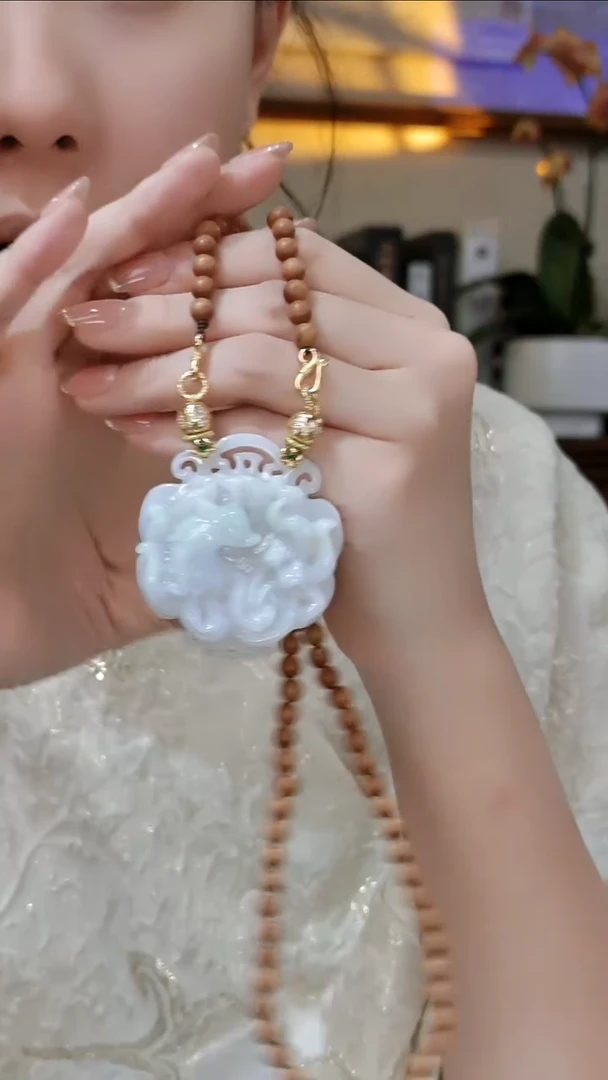 颈饰未镶嵌翡翠国风