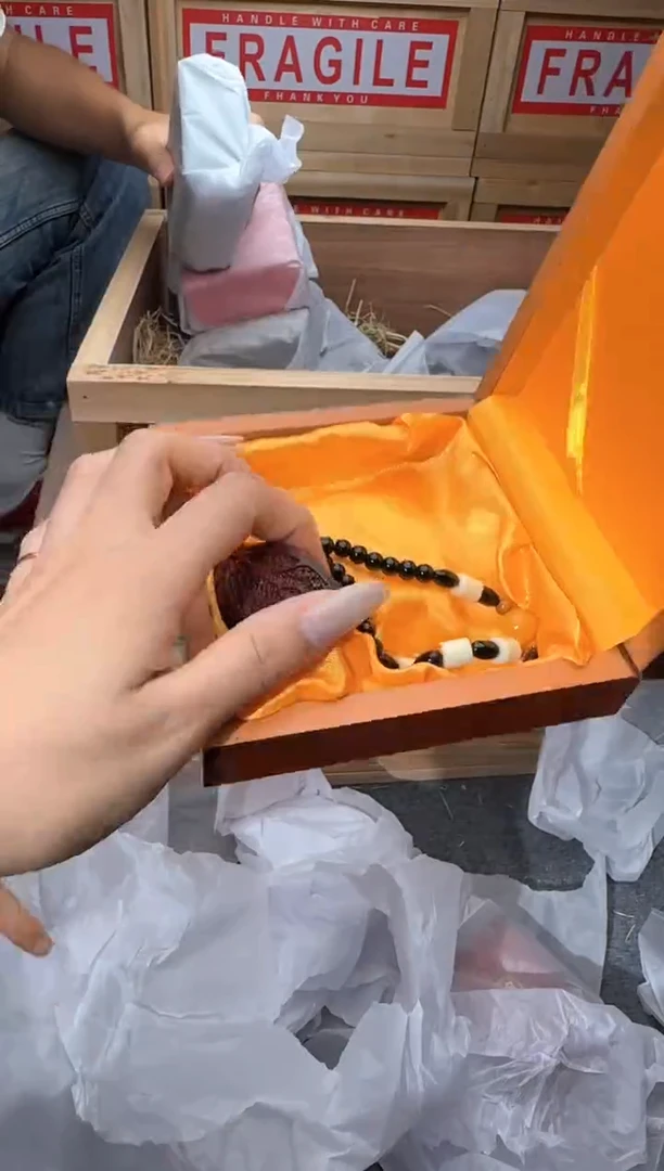 精美手串（无礼盒）