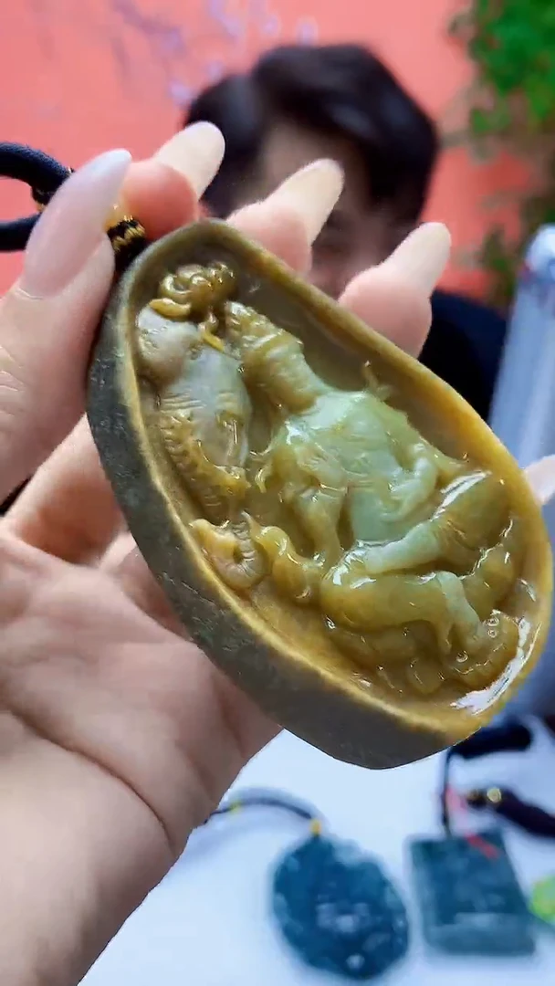 未镶嵌定制翡翠5060ty-毛货挂件197