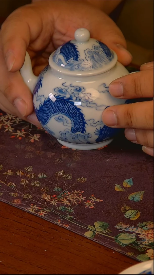 杯手工手绘杯杯很美丽