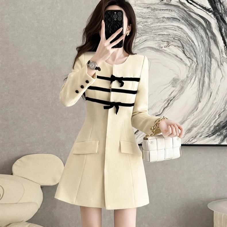 法式千金风蝴蝶结长袖西装裙女秋冬季小香风显瘦收腰气质减龄裙子