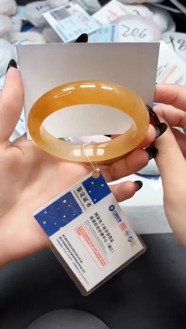 未镶嵌手镯石英质玉170/黄龙59.1