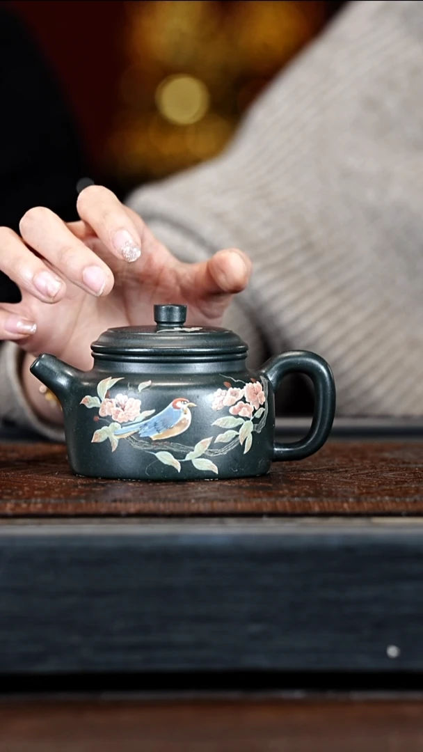 宜兴紫砂WJ 绿泥 德钟