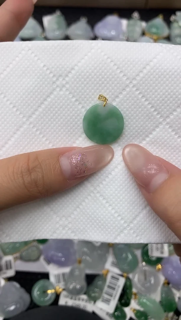 颈饰未镶嵌翡翠1111111111