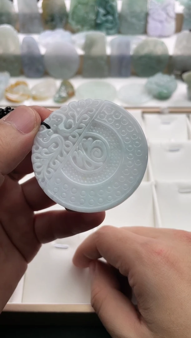 【闪购商品】翡翠颈饰未镶嵌..../2/14/ 158