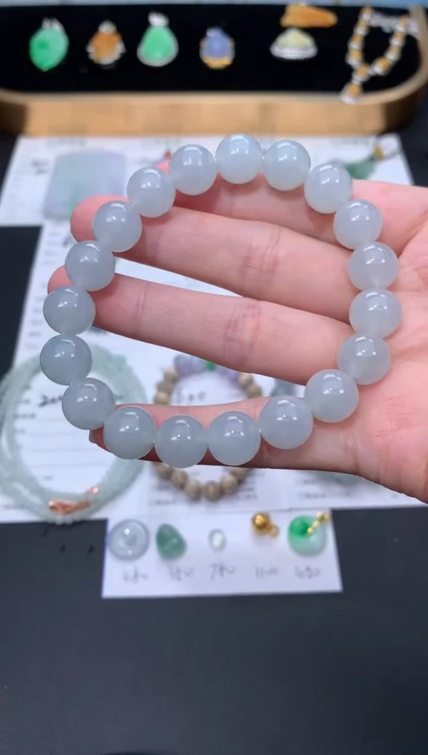 未镶嵌定制翡翠48小时鉴赏期 退货不扣服务费