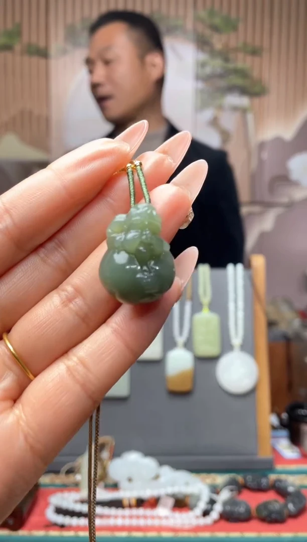 【闪购商品】和田玉颈饰未镶嵌一