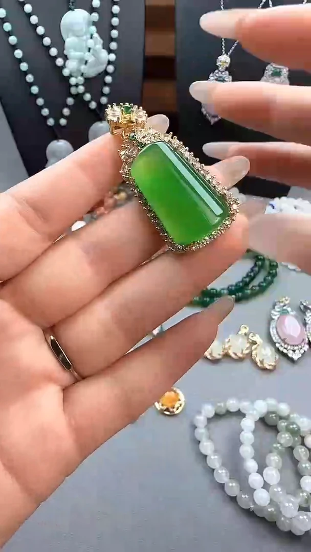 玛瑙/玉髓吊坠(不含链)合金多样性发货拍一发一