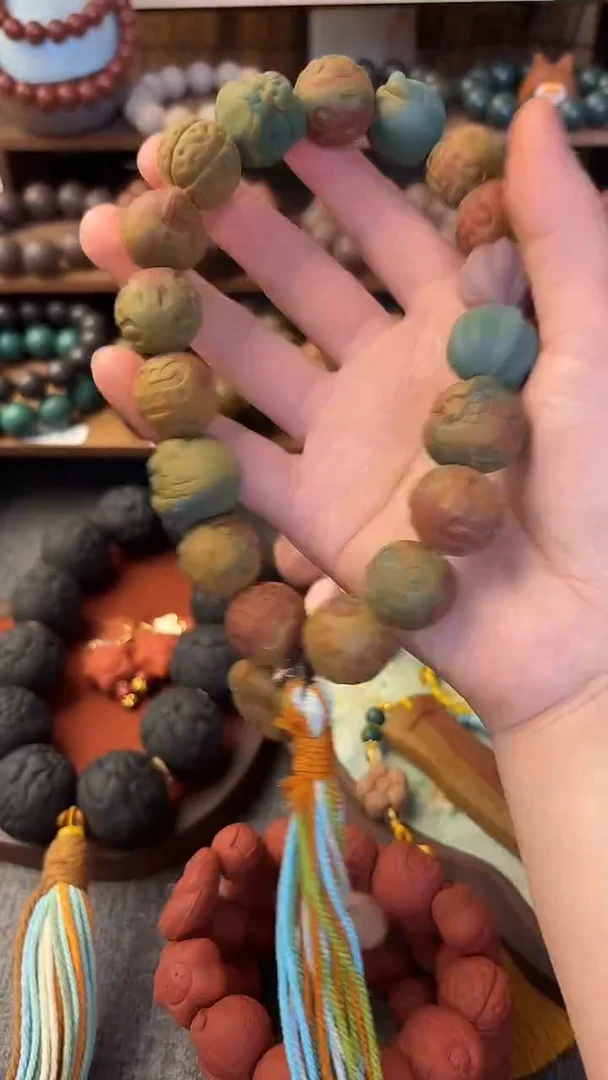 泥塑多宝手持设计款一条