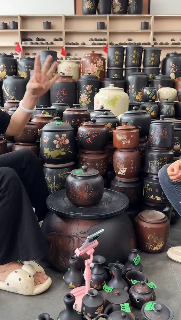 罐瑕疵茶叶罐  苹果荷花  556