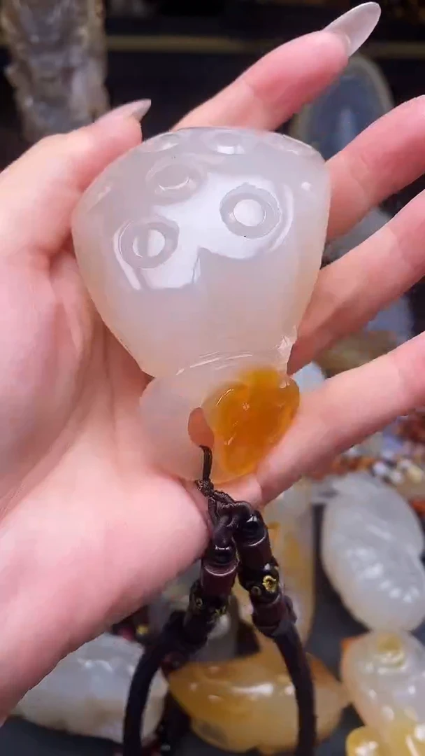 玛瑙/玉髓颈饰未镶嵌《****华dd