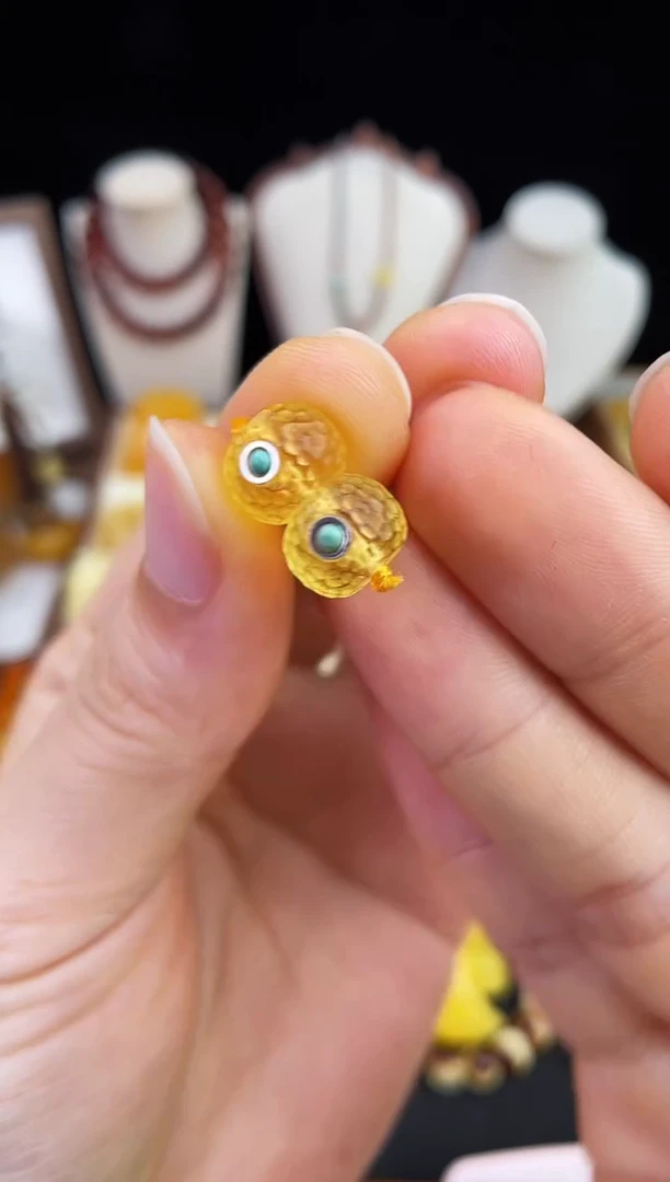 琥珀未镶嵌珠宝奇石柒月