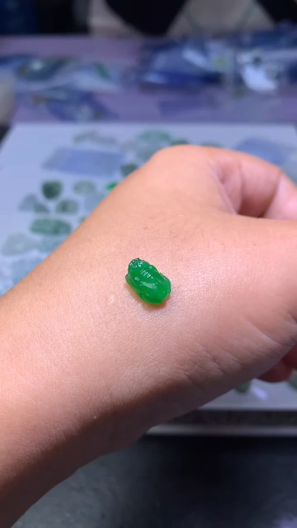 未镶嵌定制翡翠茹*毛货