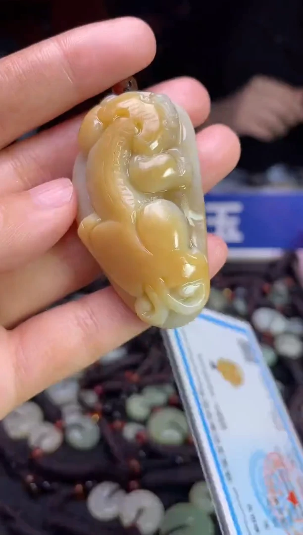 未镶嵌和田玉挂件1