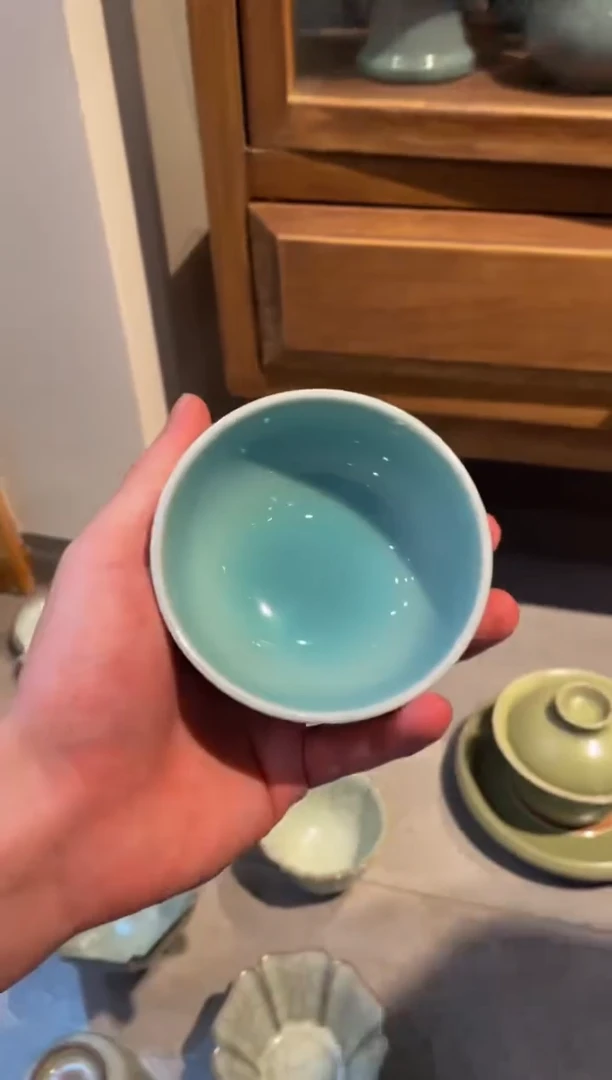 T*2龙泉青瓷粉青釉杯子