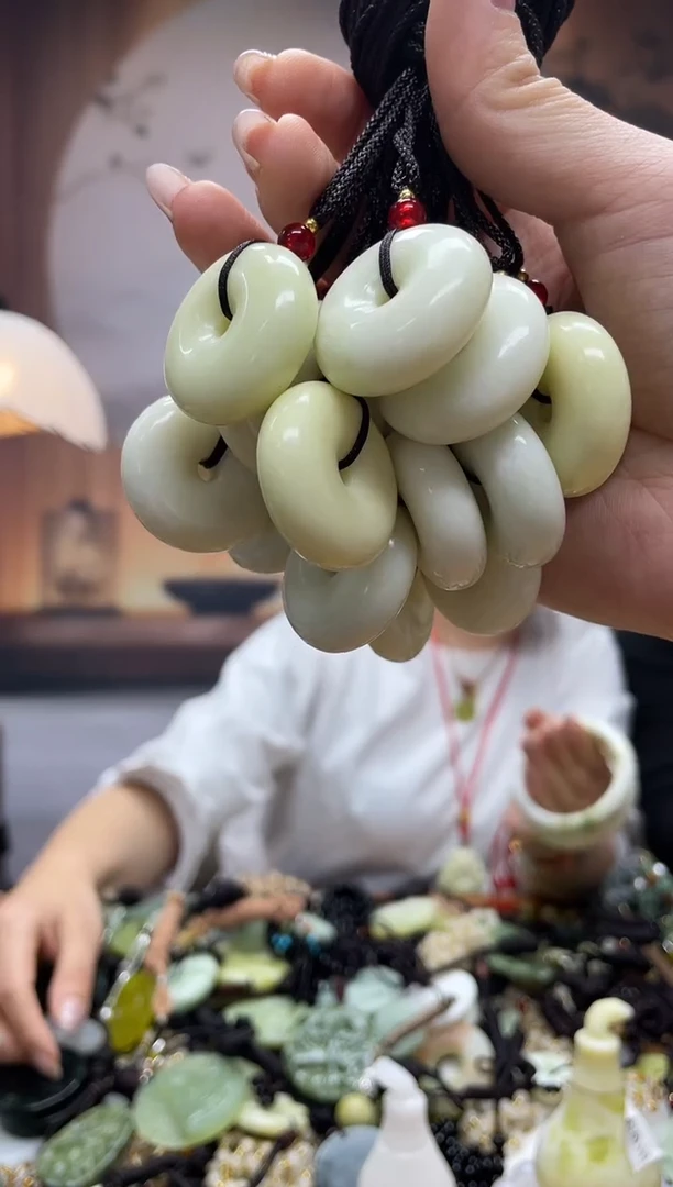 未镶嵌岫玉吊坠多样性发货 拍一发一