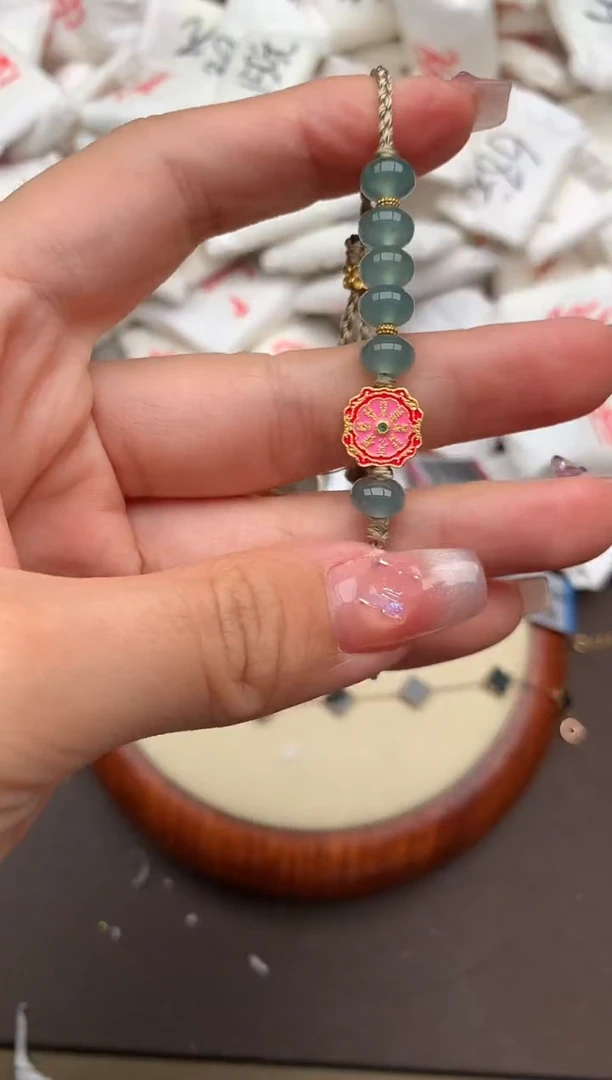 翡翠挂件未镶嵌一