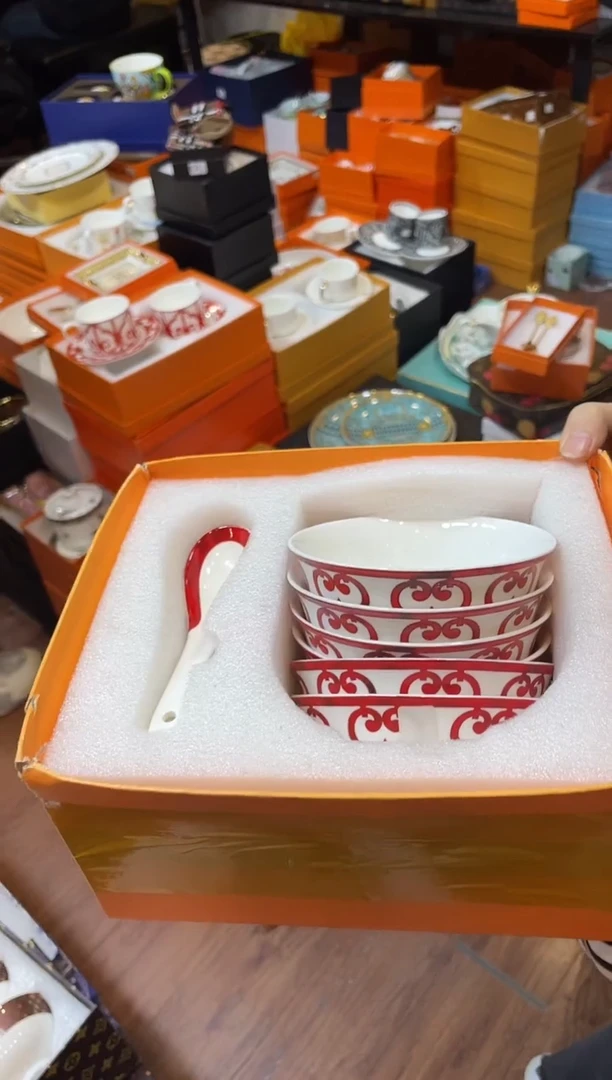 杯鸿辉家品牌瓷器，京东包邮！