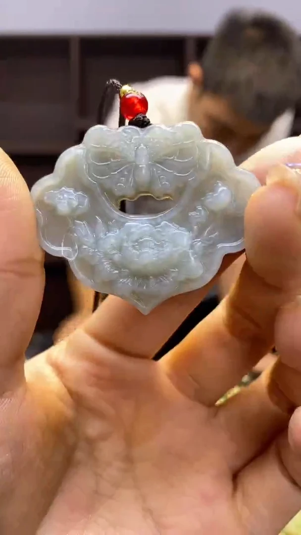 未镶嵌岫玉挂件