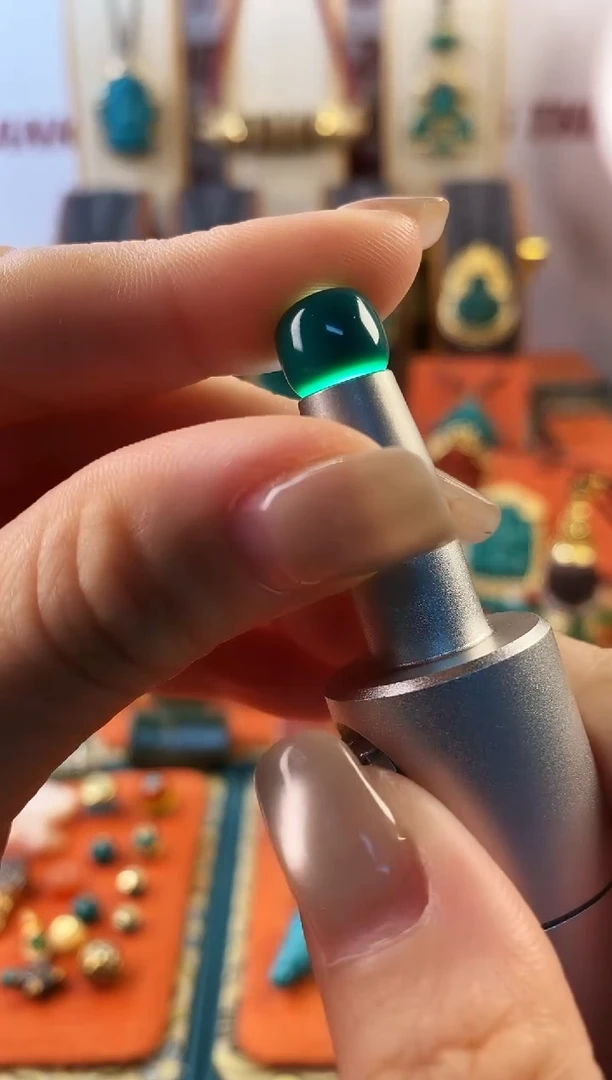 绿松石未镶嵌.老型  10mm 1.41g