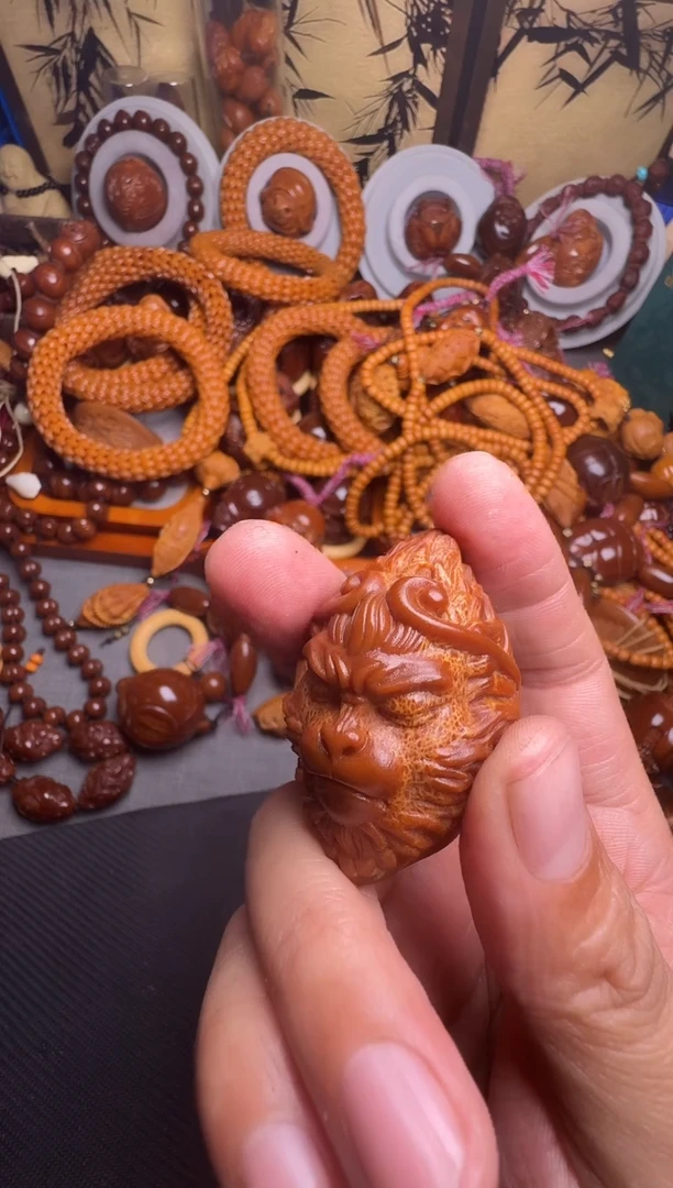 手串橄榄核大圣一个