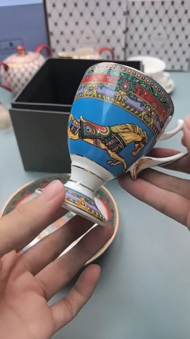 瓷片西***魁全场一折一件不留。
