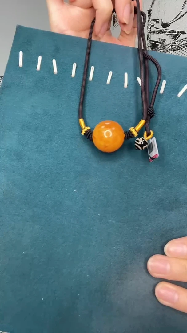 未镶嵌琥珀裸石A1387天然蜜蜡