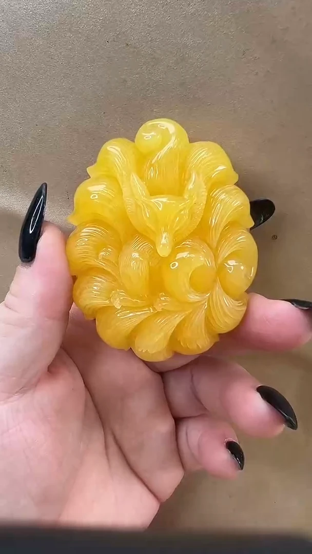 琥珀颈饰未镶嵌吊坠