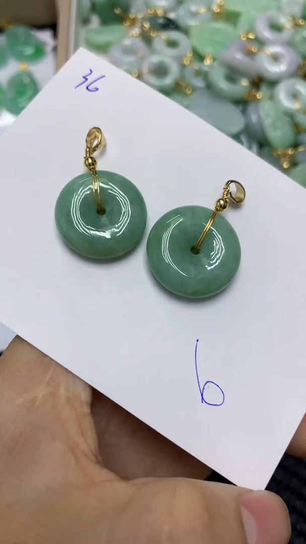 颈饰未镶嵌翡翠多样性发其一