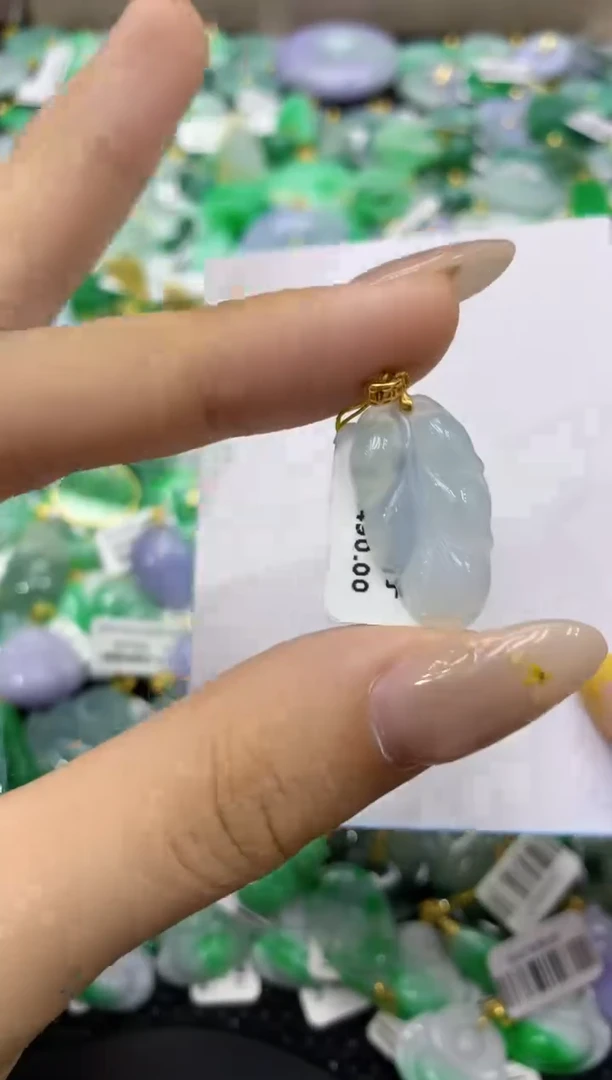 颈饰未镶嵌翡翠天然缅甸翡翠A货