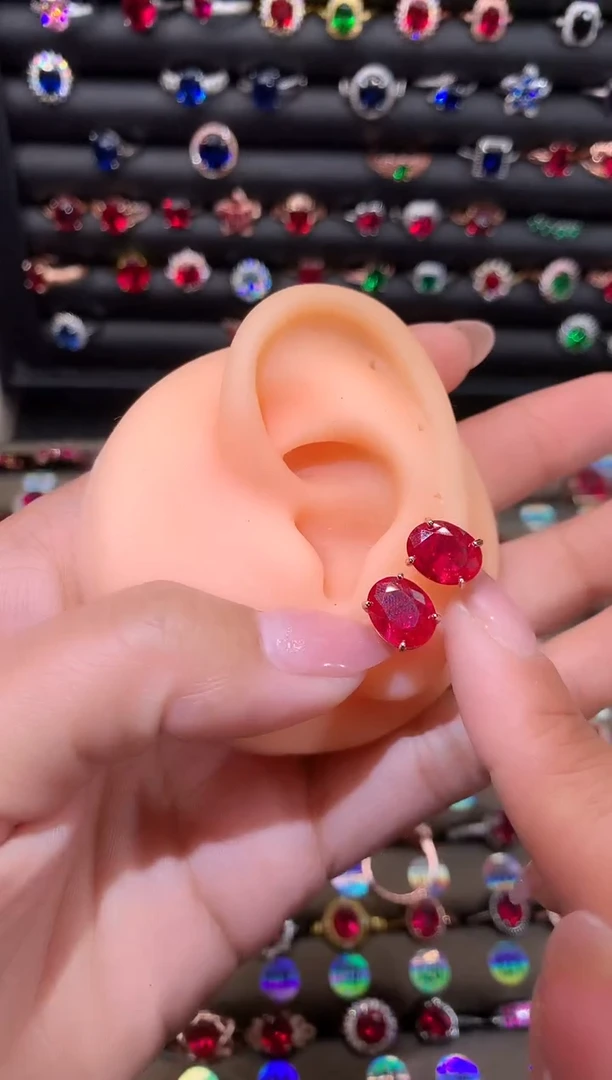 【闪购商品】红宝石耳饰银S925镶嵌810玫瑰金